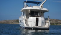Yacht SEA DREAM -  Aft View